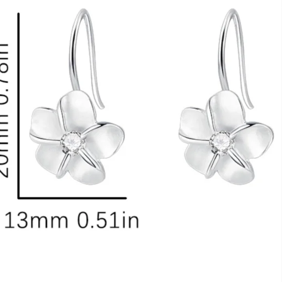 925 Sterling Silver Plumeria Earrings - Picture 4 of 4